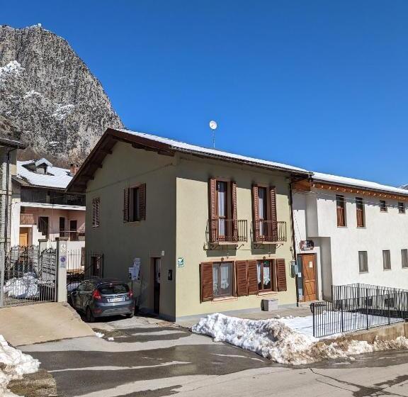 Общежитие Constancia Trattoria