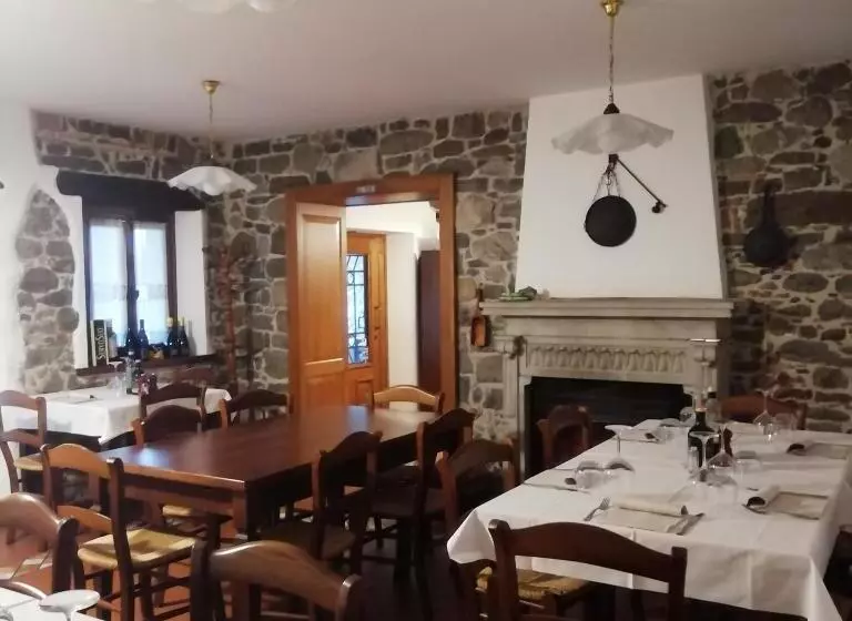 ホテル Sot La Mont   Torlano Nimis