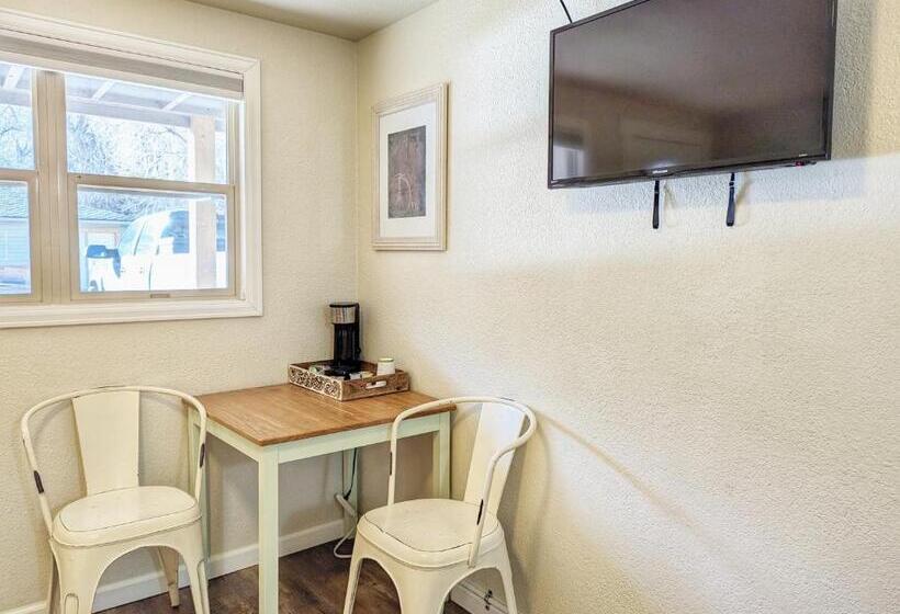 酒店 The Fountain Creek Inn Of Manitou Springs