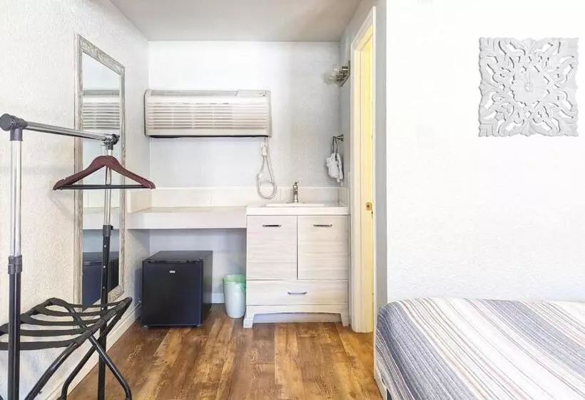 Hotelli The Fountain Creek Inn Of Manitou Springs