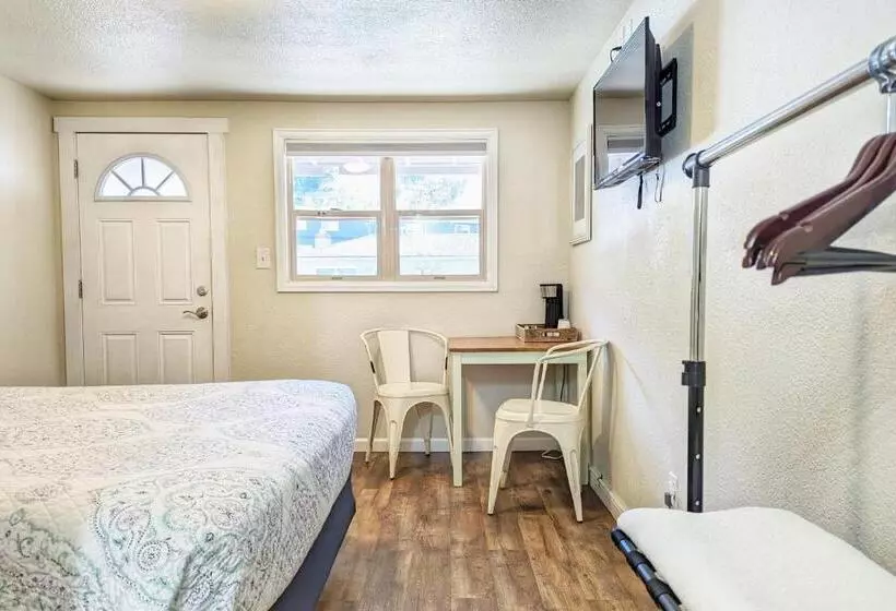 Hotelli The Fountain Creek Inn Of Manitou Springs