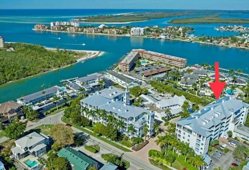 Olde Marco Inn