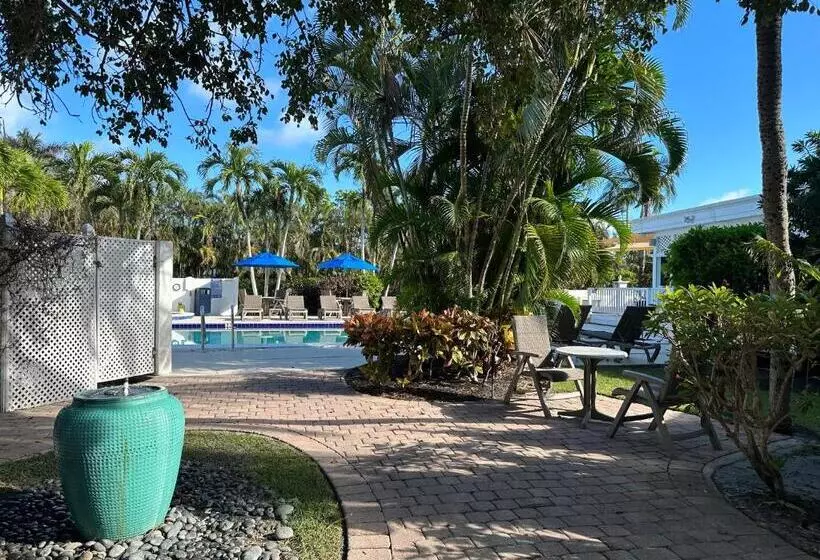 Olde Marco Inn