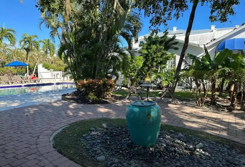 Olde Marco Inn