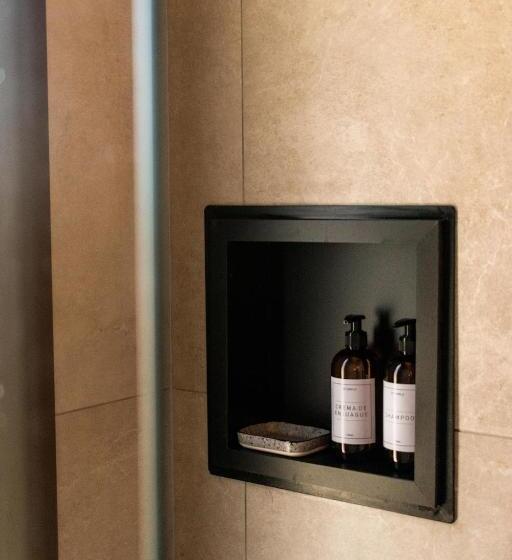 هاستل Aires Puros