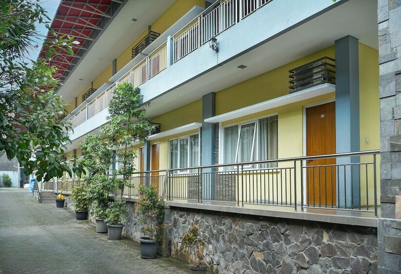 Hotel Front One Resort Indraloka Temanggung