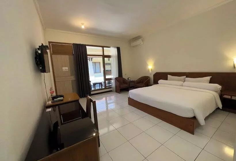 Hotelli Front One Resort Indraloka Temanggung