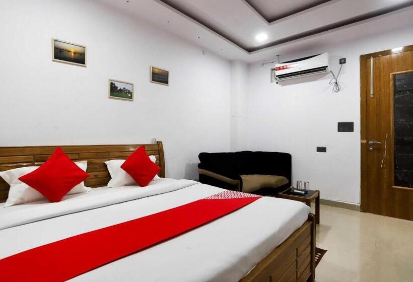 בית מלון כפרי Flagship Shree Niketan Villa