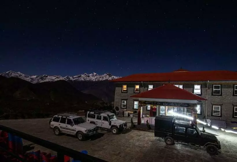 Lo Mustang Himalayan Resort