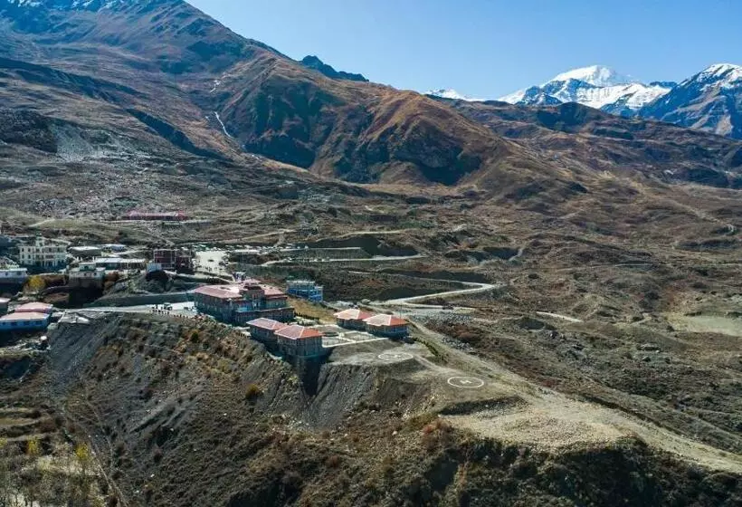 Lo Mustang Himalayan Resort