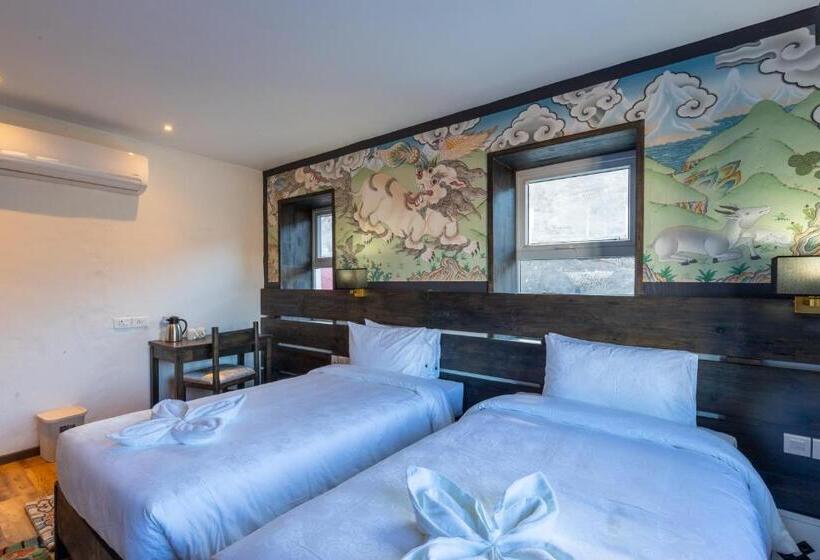 Lo Mustang Himalayan Resort