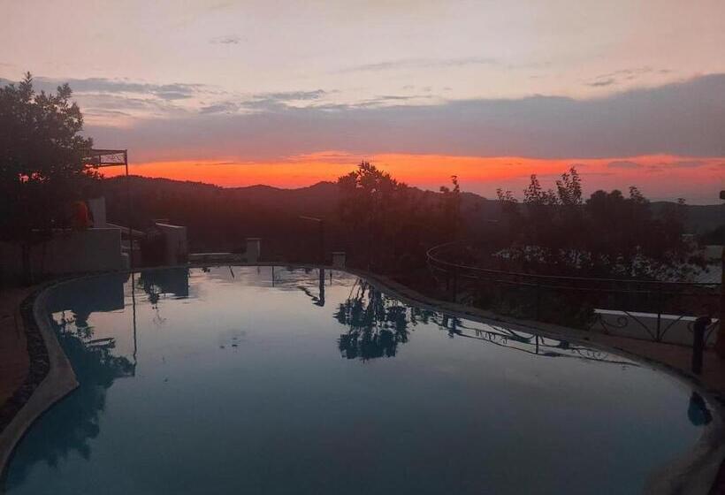 פנסיון Turisalba