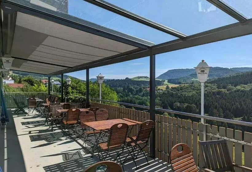 Retkeilymaja Gasthof Hirsch