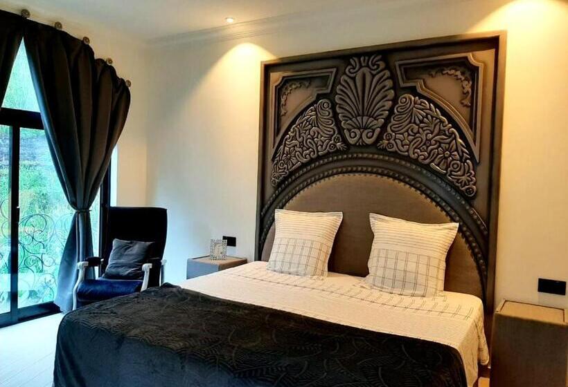 هتل Château Georgette