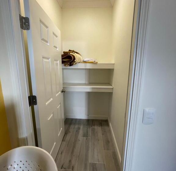 هتل El Rancho Kidheri