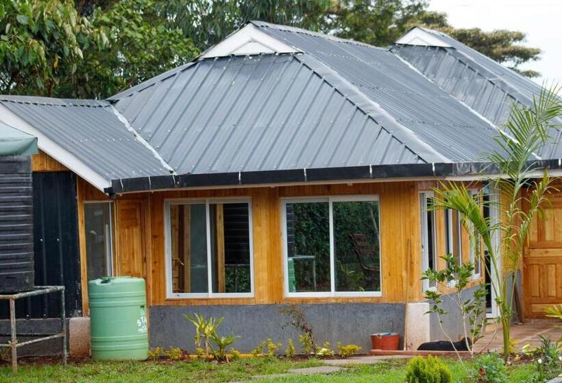 هتل Natives Resort