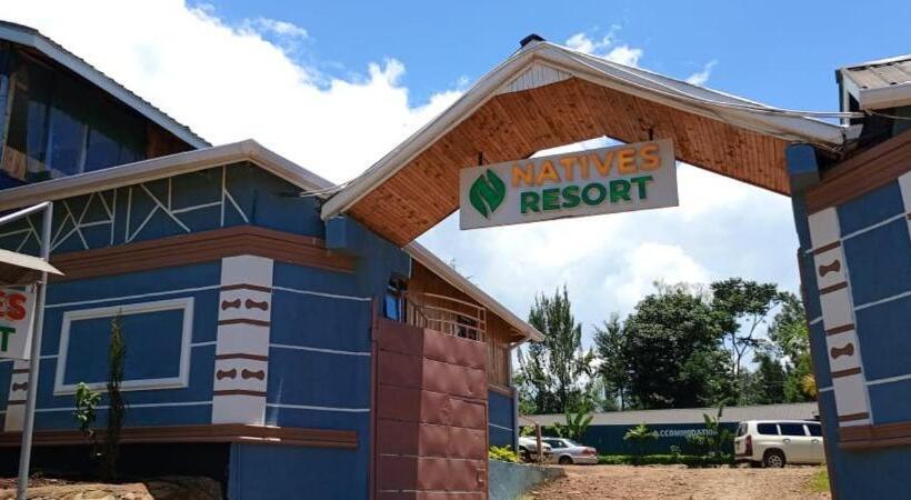 هتل Natives Resort