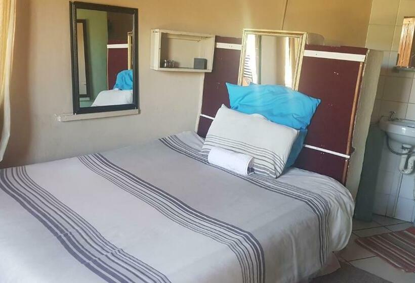 پانسیون Chocks Guest House