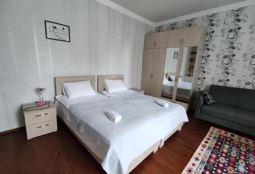 پانسیون Aloni Green Acres