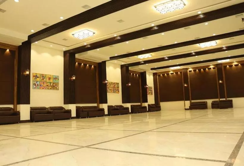 The Stoneberry Resort