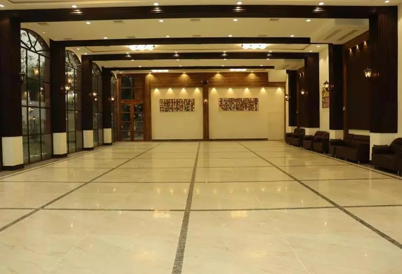 The Stoneberry Resort