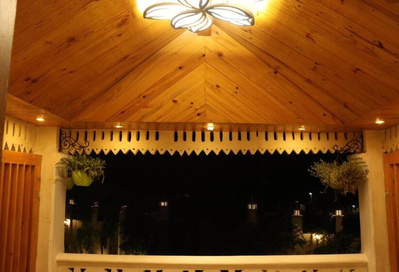 The Stoneberry Resort