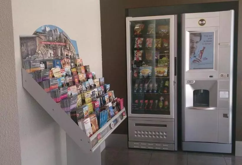 B&b Hotel Nîmes Centre Arènes