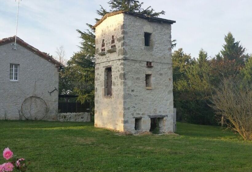 مبيت وإفطار Domaine Le Baraillot, Chambres Et Repas D Hôtes, Soirée étape