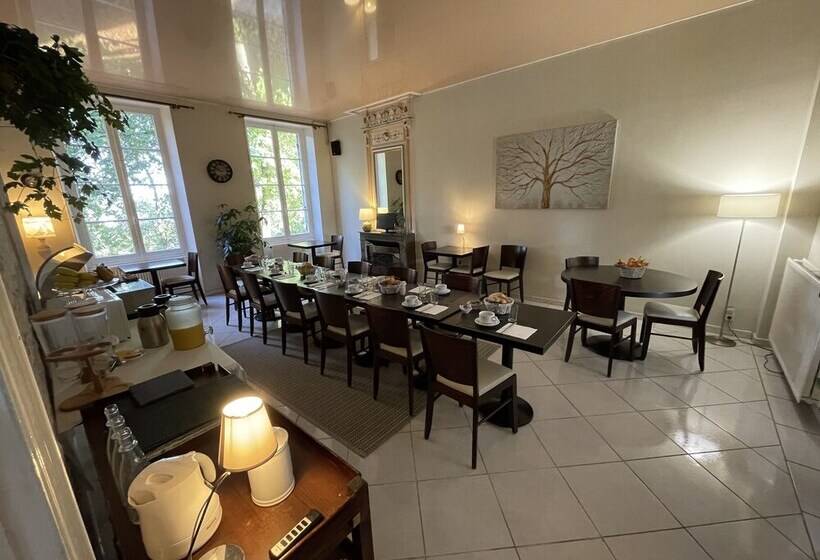 مبيت وإفطار Domaine Le Baraillot, Chambres Et Repas D Hôtes, Soirée étape