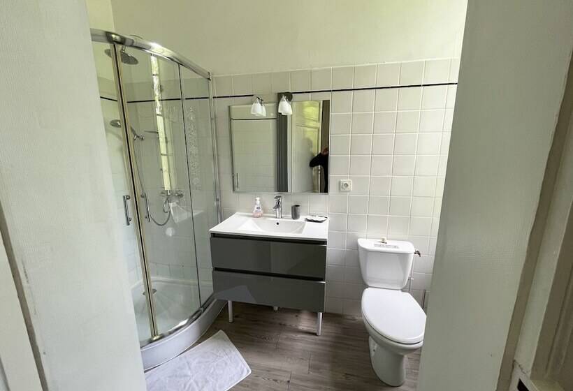 مبيت وإفطار Domaine Le Baraillot, Chambres Et Repas D Hôtes, Soirée étape