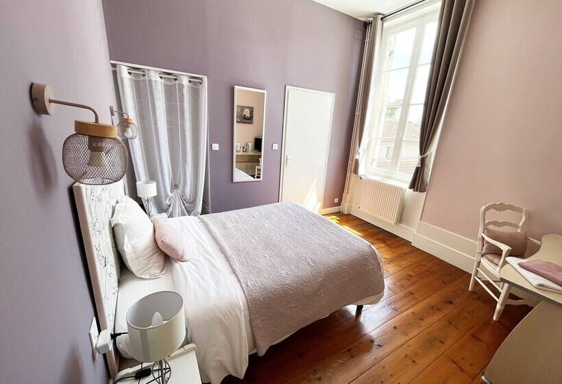 مبيت وإفطار Domaine Le Baraillot, Chambres Et Repas D Hôtes, Soirée étape