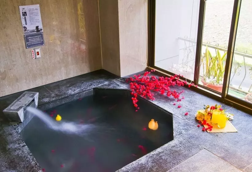 هتل 33 Spa