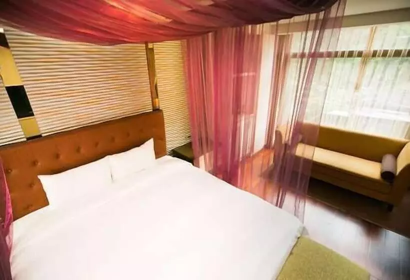 هتل 33 Spa