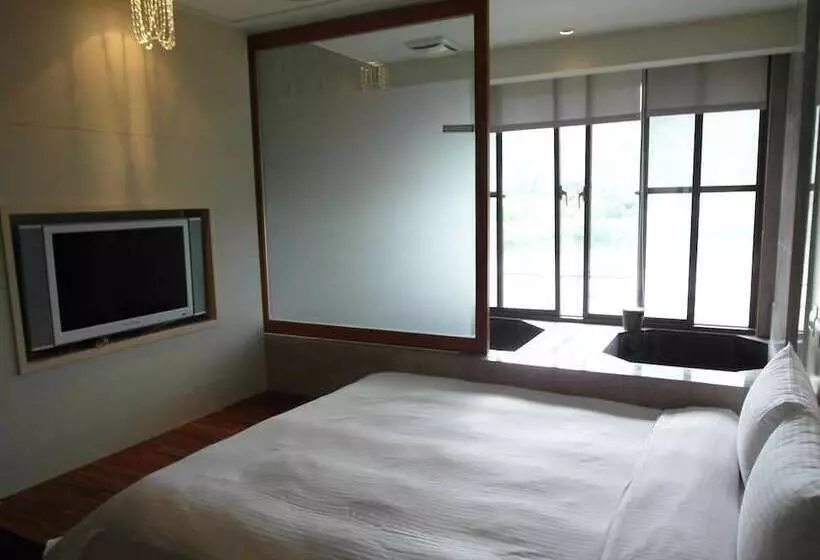 هتل 33 Spa