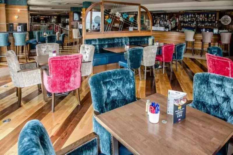 فندق Allingham Arms