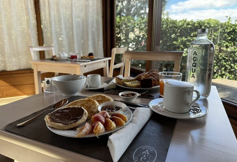 בית מלון כפרי Cladan