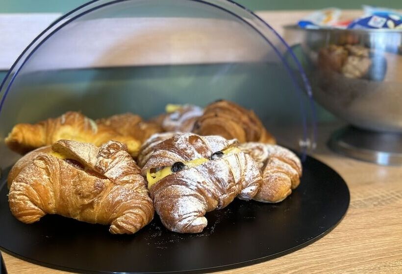 בית מלון כפרי Cladan