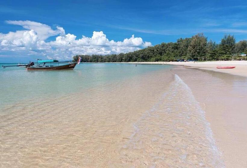 Ideo Phuket Hotel   Sha Extra Plus