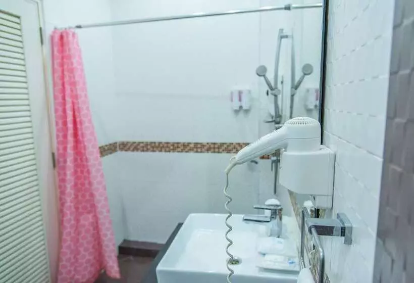 Hotel Phuket Jula Place