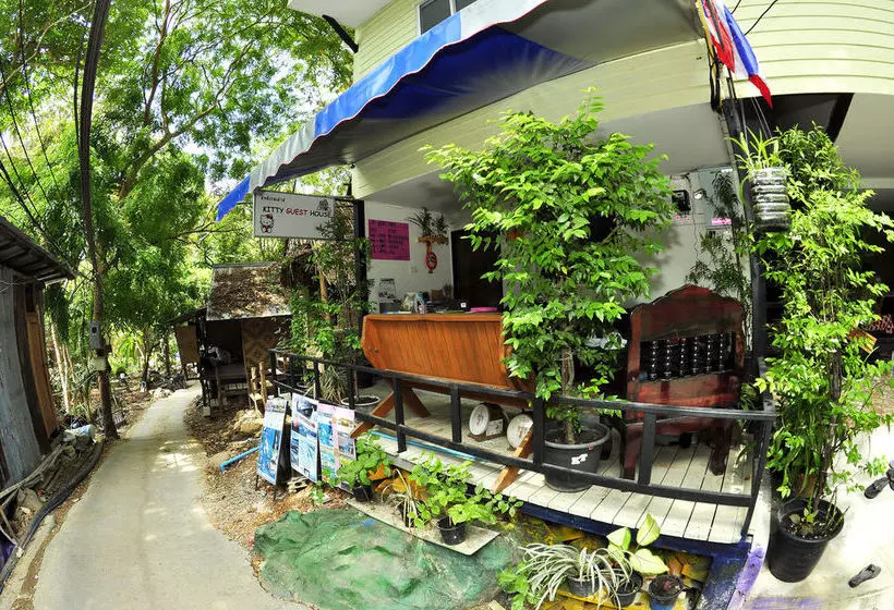 ホテル Kitty Guesthouse
