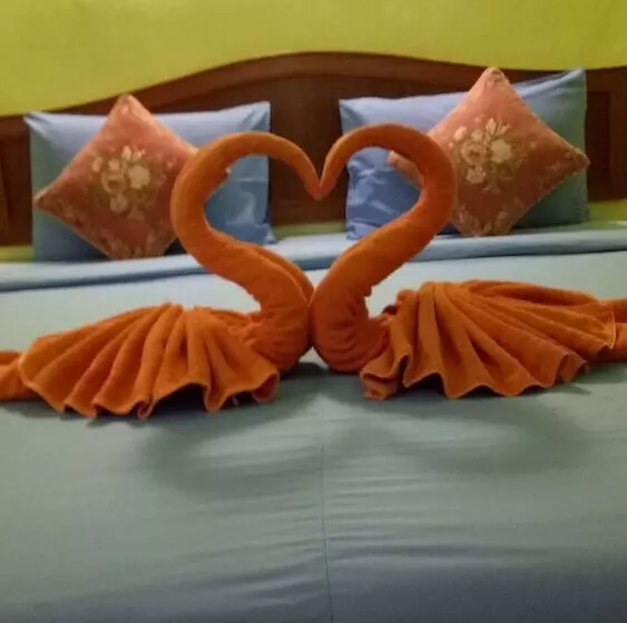 בית מלון כפרי Lanta Sweet Mansion