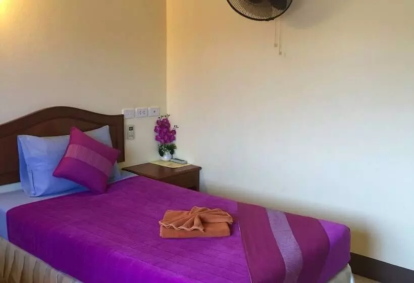 בית מלון כפרי Lanta Sweet Mansion