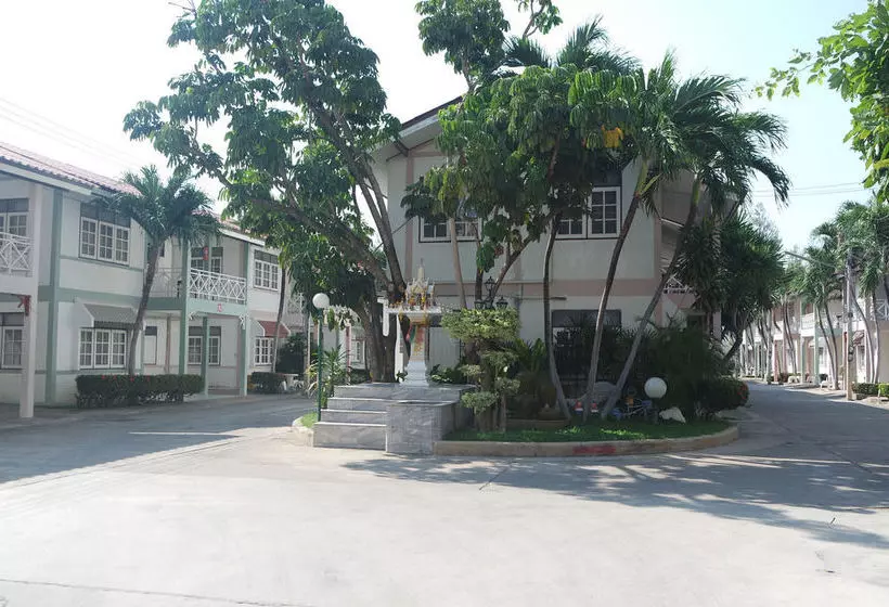 בית מלון כפרי Paisiri