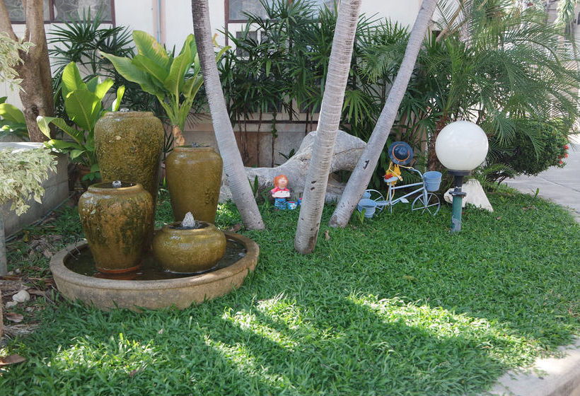 בית מלון כפרי Paisiri