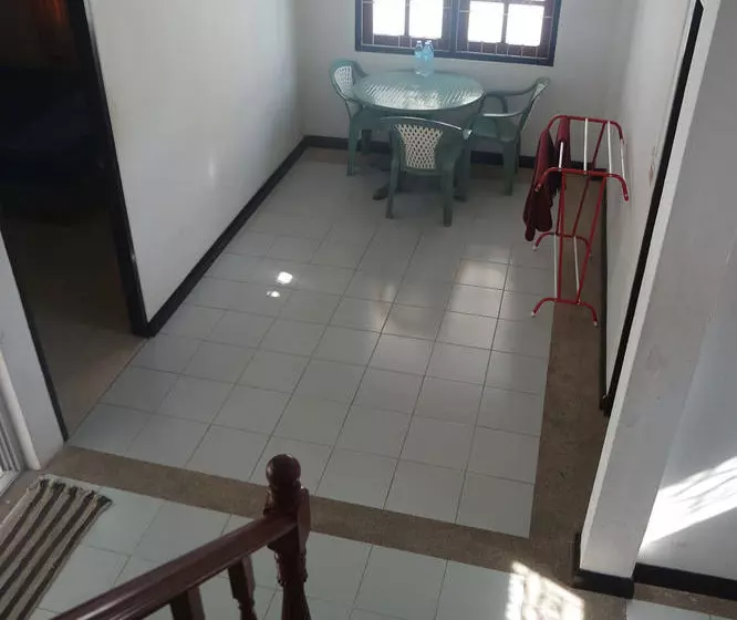 בית מלון כפרי Paisiri