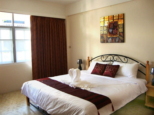 בית מלון כפרי Paisiri