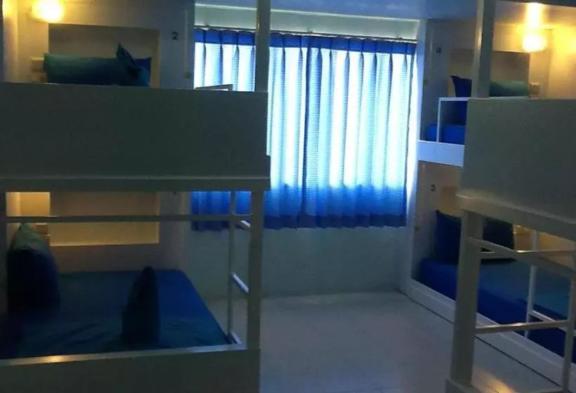 בית מלון כפרי Samui Hostel