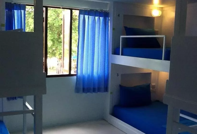 בית מלון כפרי Samui Hostel