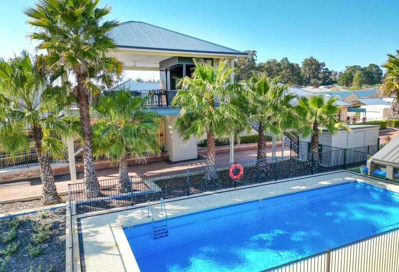 モーテル Collie Ridge Resort