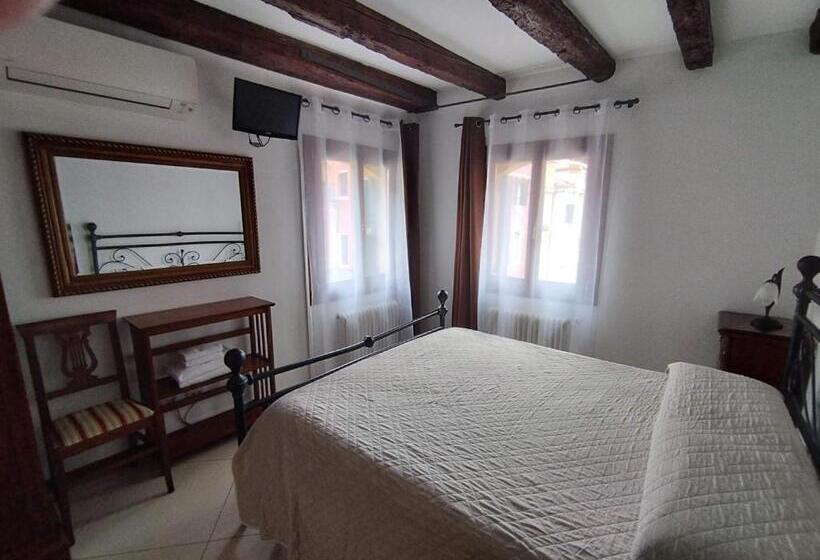 Sweet Venice   Rooms & Apartments